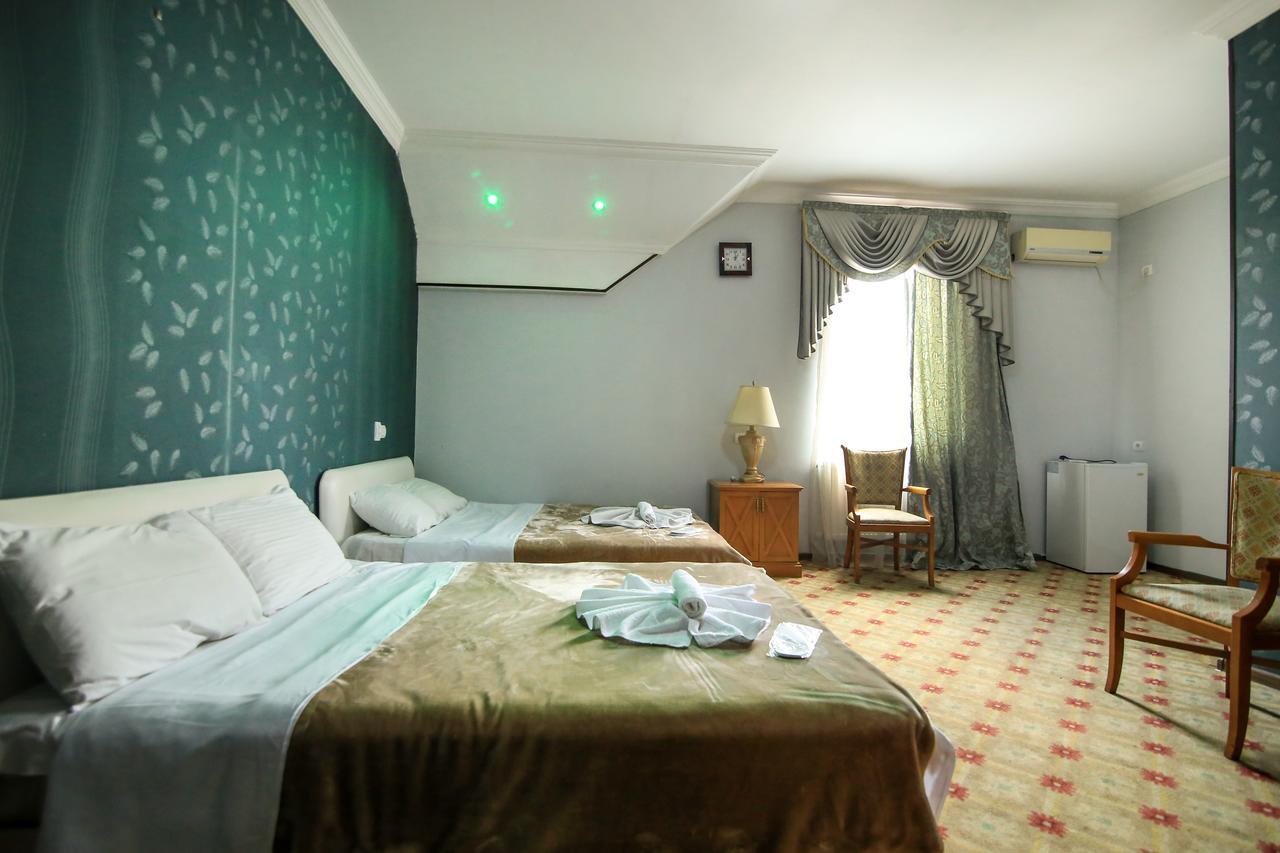 Georgian Palace Tbilisi Luaran gambar