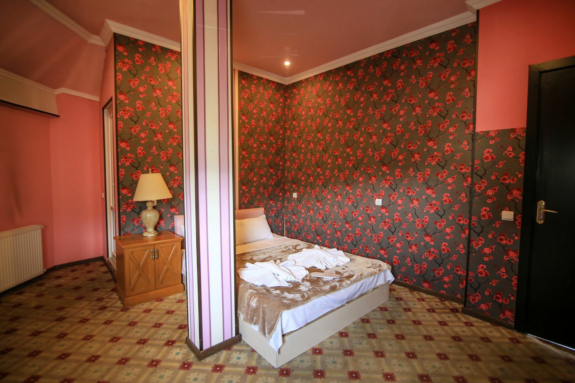 Georgian Palace Tbilisi Luaran gambar